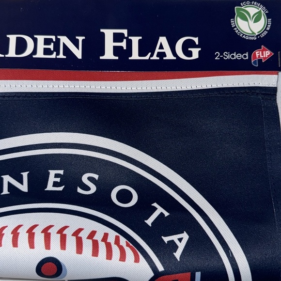 WinCraft MLB Minnesota Twins Flag 12" x 18" Garden Style Double Sided Flag - Picture 5 of 6